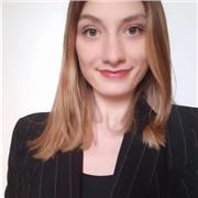 Laureata in scienze politiche, sociali e internazionali si candida come insegnante per aiuto compiti